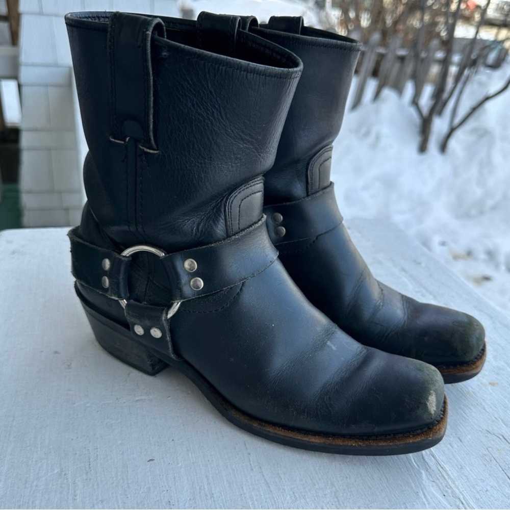 Frye Harness Western Moto Boots Women’s Size 8 short